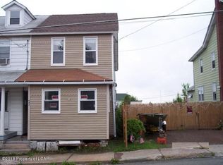 942 Walnut St, Freeland, PA 18224