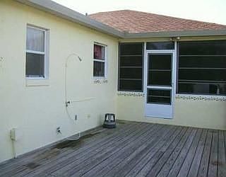 3rd image of 47 Lake Jackson Dr