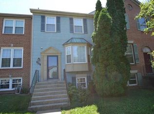 213 Davis Ave SW, Leesburg, VA 20175