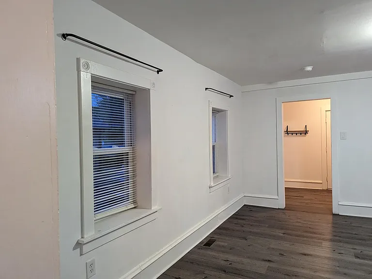 322 Main St — Photo 19