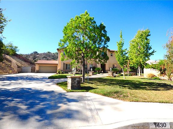 3rd image of 1430 Mount Tricia Ave