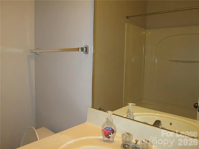 12623 Cumberland Cove Dr — Photo 32