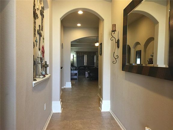 2nd image of 1419 Sacramento