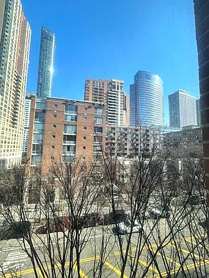 Sold by BATTERY PARK CITY RESIDENTIAL LLC | media 1