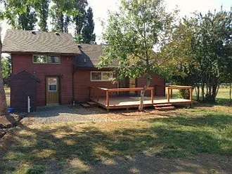 3 bed, 2250 sqft, $2,400 — Photo 2