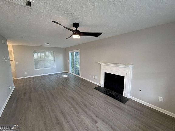 5th image of 3539 Sweetgum Ln