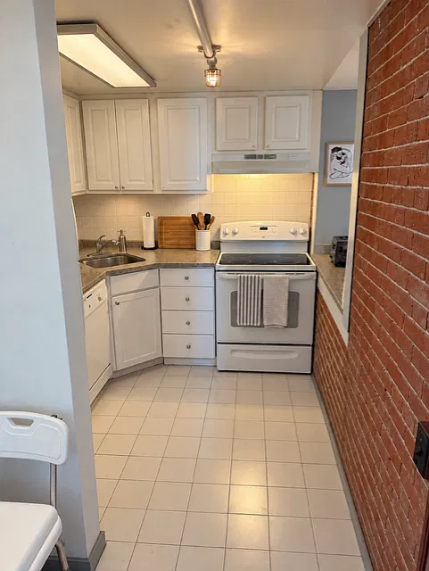 1 bed, 750 sqft, $1,890 — Photo 4