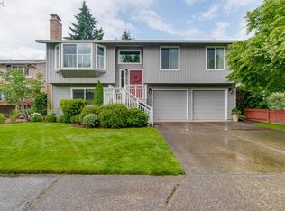 9805 SW Cynthia St, Beaverton, OR 97008