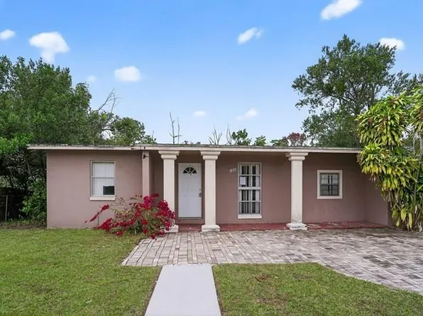 1668 W Waycross Cir, Deltona, FL 32725