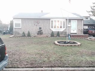 27 Herman Dr, Spotswood, NJ