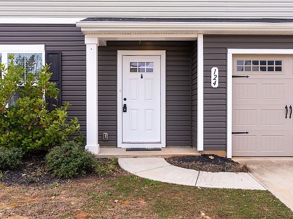 5th image of 124 Barrington Creek Rd