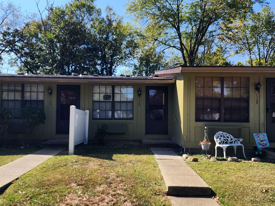 2nd image of 1149 Robin Ct #1149