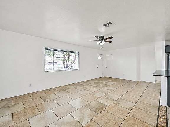 3rd image of 3027 N 43rd Ave