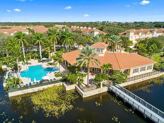 4th image of 2438 San Pietro Cir