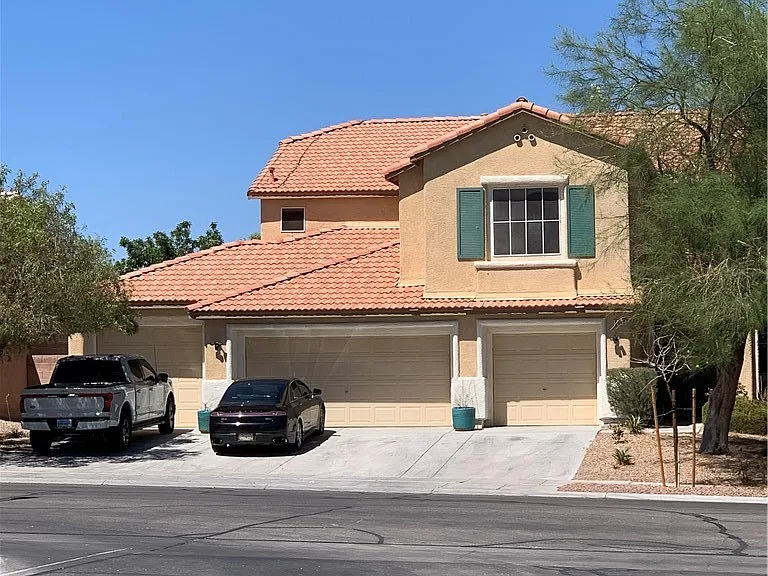6616 Black Oaks St — Photo 1