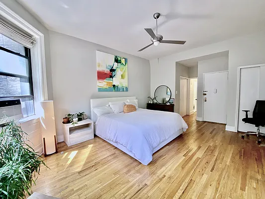 Rented by Corcoran | media 22