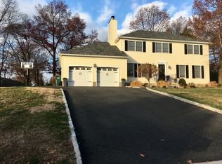 36 Flanders Way, Bridgewater, NJ 08807