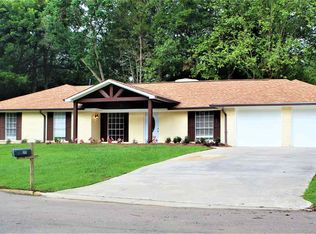 111 Meadow Lane Cir, Clinton, MS 39056