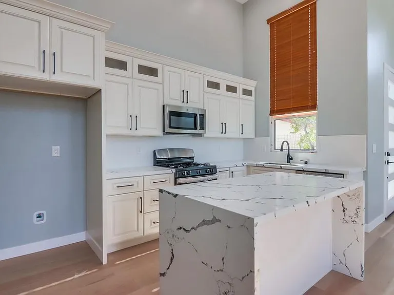 3336 Altadena Ave — Photo 10