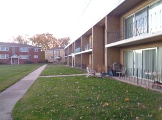 5818 W 107th Courtway St #10, Chicago Ridge, IL 60415