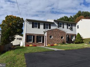 204 Green St, Parkesburg, PA 19365