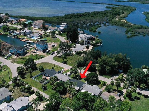 3rd image of 6822 Driftwood Dr