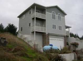 51 Shaker Rd, Whitethorn, CA 95589