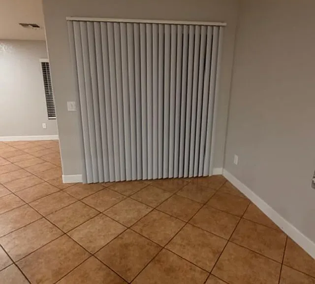 7500 E Deer Valley Rd #15 — Photo 11