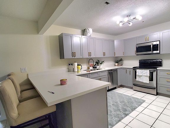 3rd image of 6541 NW 33rd Way