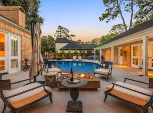 323 Vanderpool Ln, Houston, TX 77024