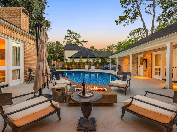 323 Vanderpool Ln, Houston, TX 77024