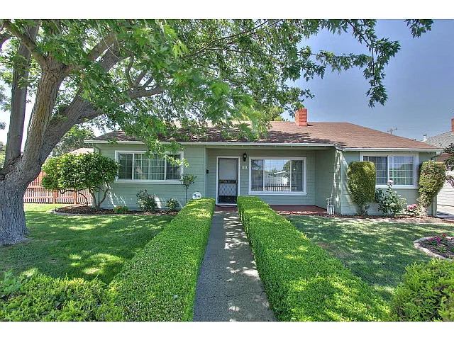 1701 Dale Ave photo 1