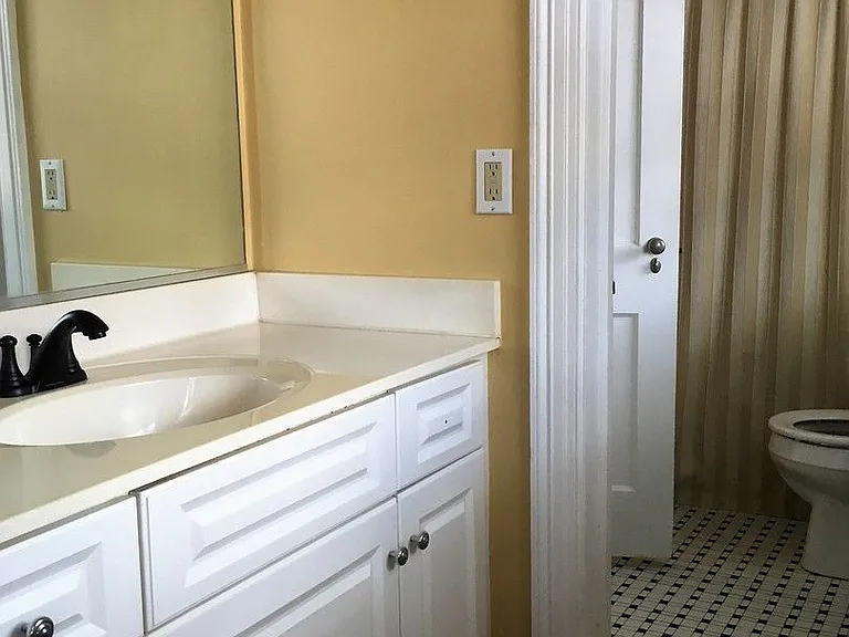 4406 Augusta Ave — Photo 9