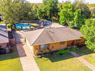 118 W Woodbury Dr, Garland, TX 75041