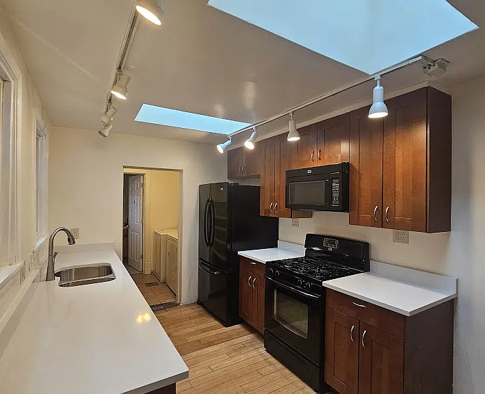 1924 Wharton St #HOUSE — Photo 1
