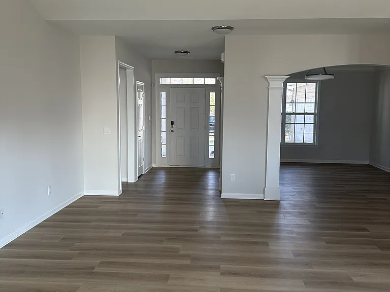 126 Horseshoe Ln — Photo 6