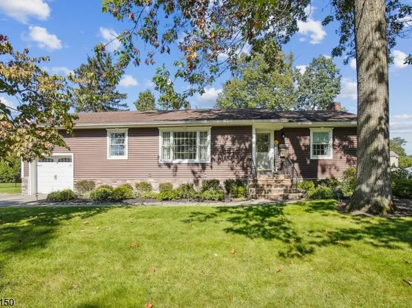 16 Van Riper Ave, Pequannock Twp., NJ 07444