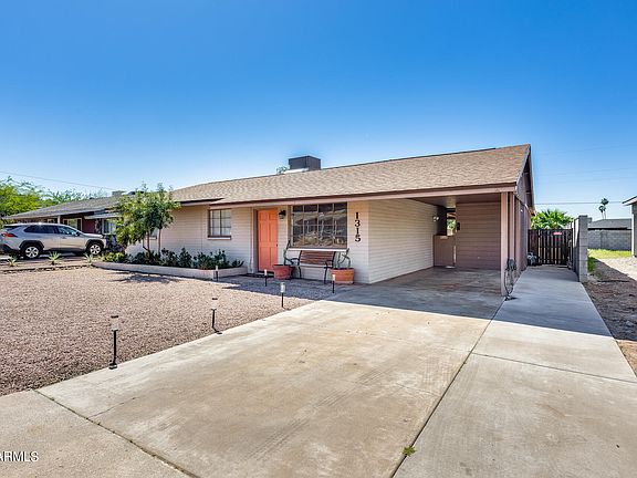 3rd image of 1315 E WINTER Drive