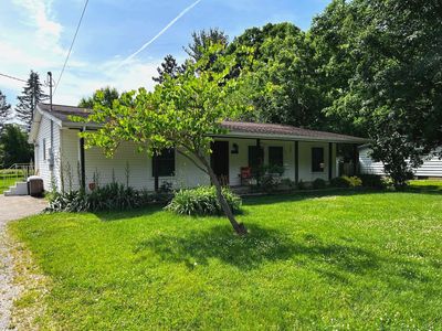 6449 N Belsay Rd, Flint, MI, 48506