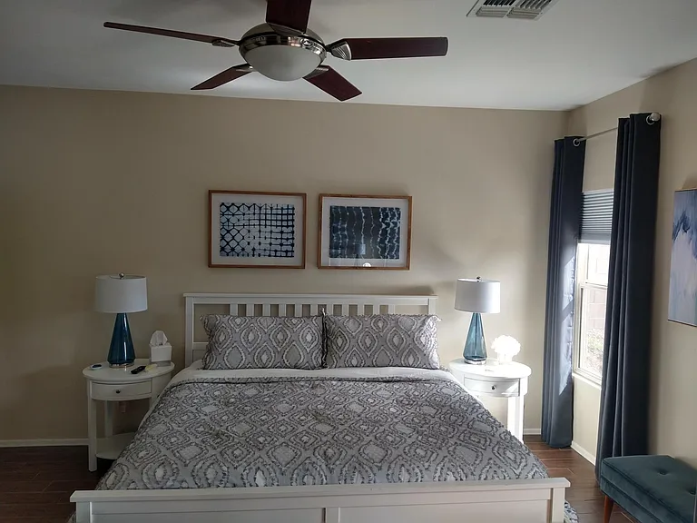 653 W Tanner Robert Pl — Photo 7