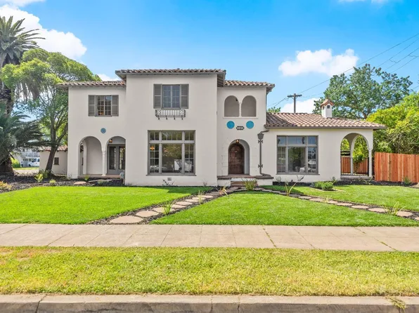 290 E B St, Dixon, CA 95620