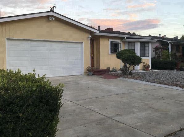 768 Santa Paula Ave