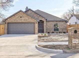 413 Meadow Park Dr, Fort Worth, TX 76108