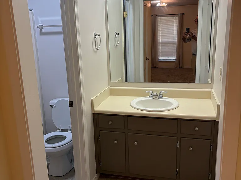 1730 Debby Ave #C — Photo 11