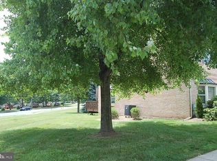 501 Hancock Ct, Collegeville, PA 19426