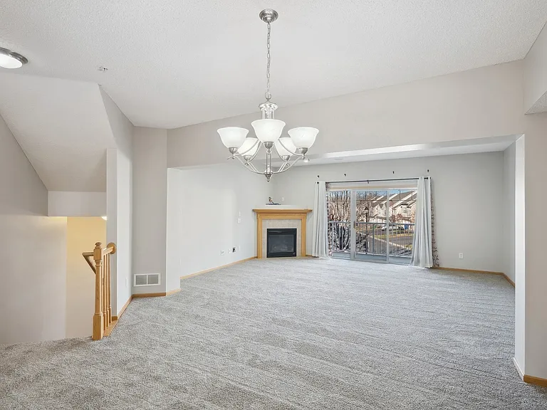 5009 Everest Ln N — Photo 29