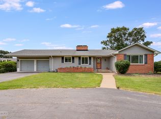 2512 Caton Farm Rd, Joliet, IL 60435