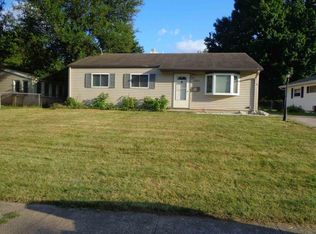 1352 Byron Dr, South Bend, IN 46614