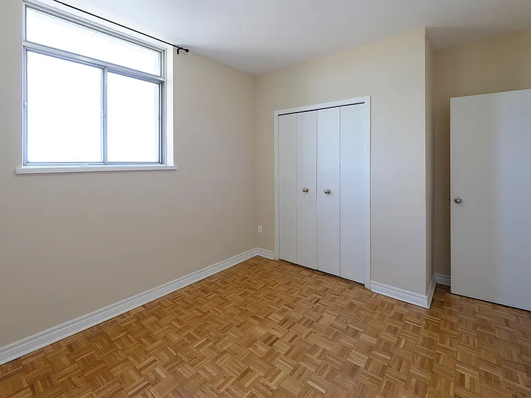 90 Eastdale Ave — Photo 67