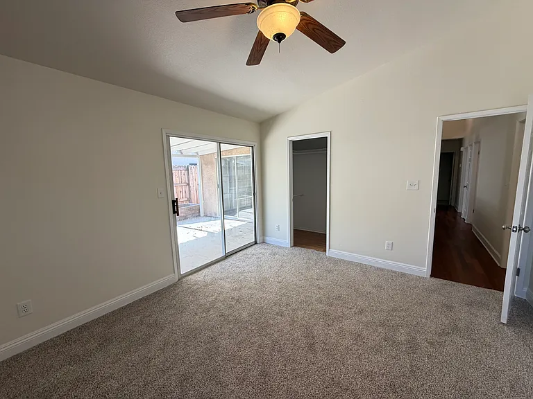 8319 Hemlock Ct — Photo 17